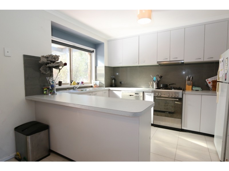 35 Gallway Drive, Eaglehawk VIC 3556