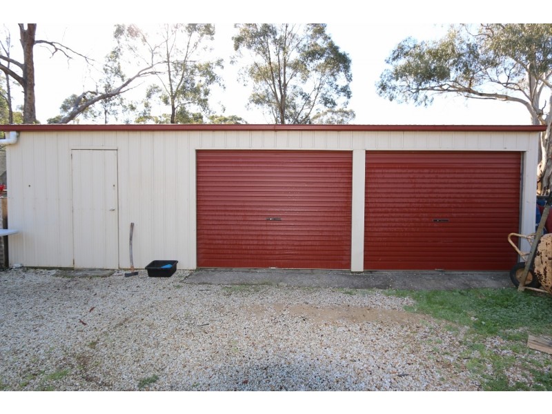 35 Gallway Drive, Eaglehawk VIC 3556