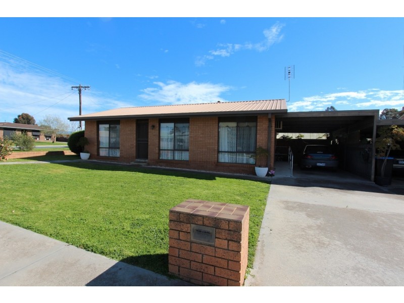 1/24 Burnside Street, Eaglehawk VIC 3556