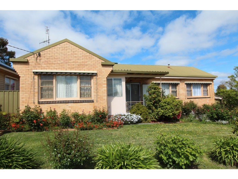 8 McMillan Street, Kennington VIC 3550