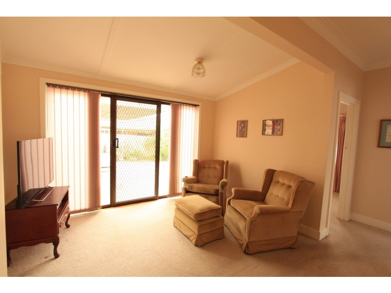 8 McMillan Street, Kennington VIC 3550