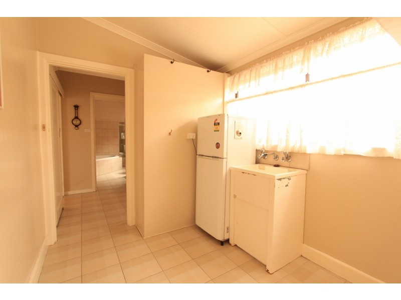 8 McMillan Street, Kennington VIC 3550