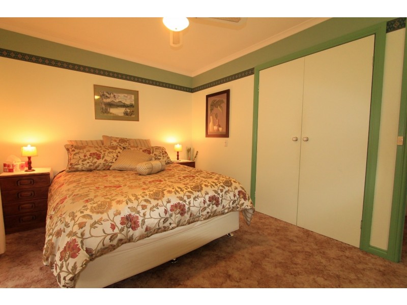 27 Warranwah Drive, Kennington VIC 3550