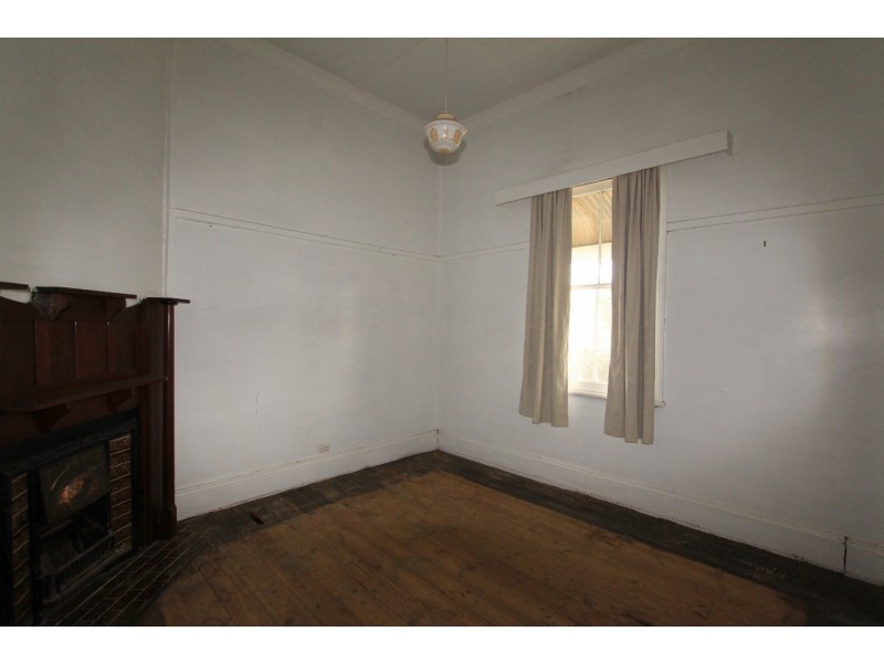 15 Carolin Street, Flora Hill VIC 3550