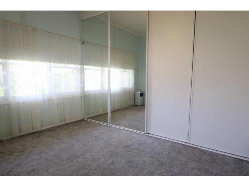 7 Wallace Avenue, Flora Hill VIC 3550