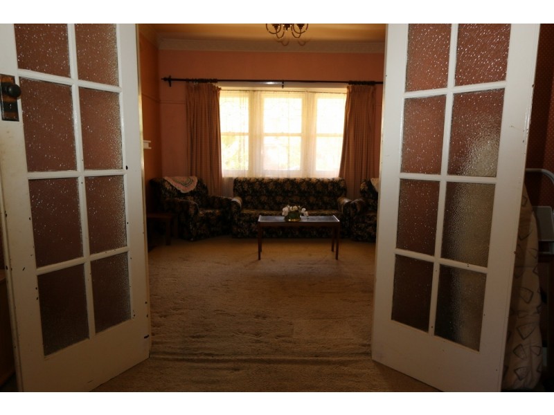 7 Wallace Avenue, Flora Hill VIC 3550