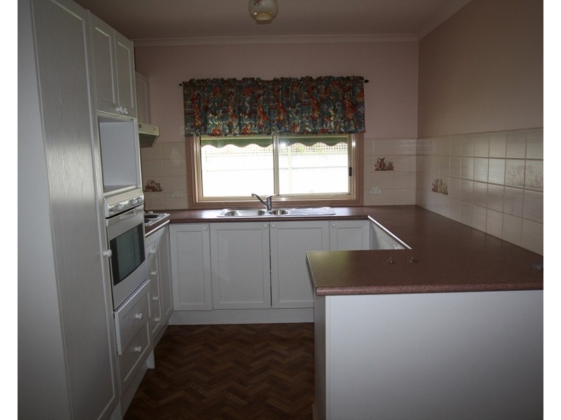 5 Kate Close, Kennington VIC 3550