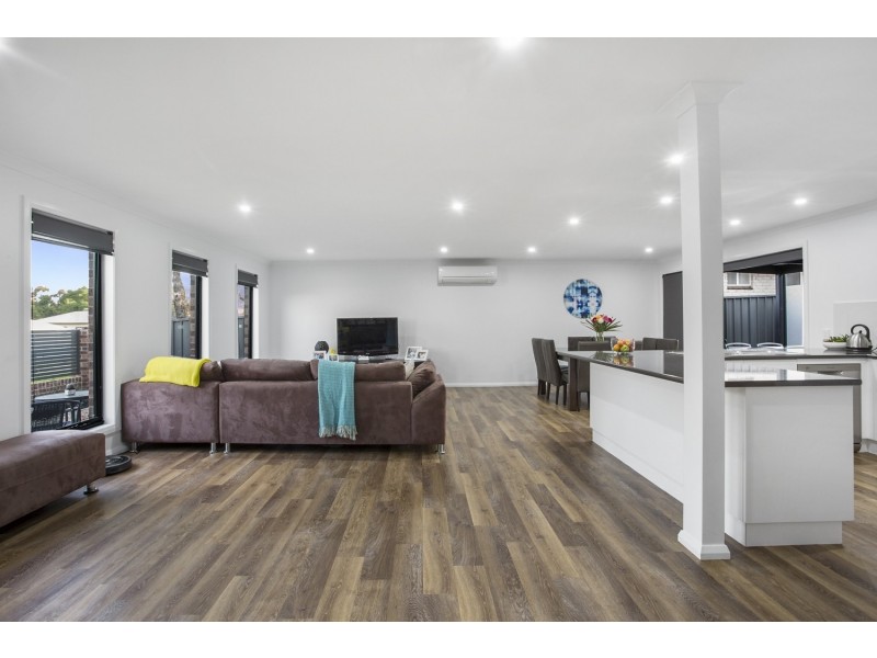 1/54 Mackenzie Street West, Golden Square VIC 3555