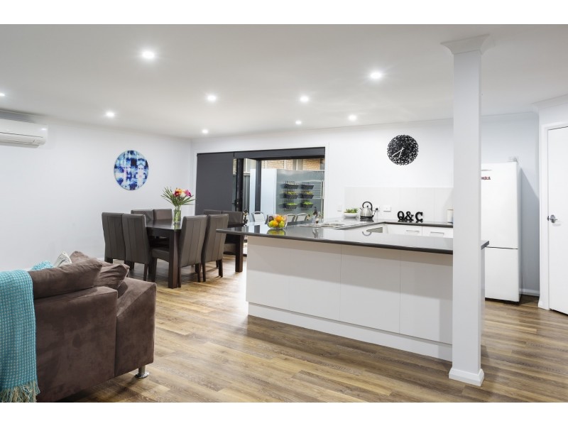 1/54 Mackenzie Street West, Golden Square VIC 3555