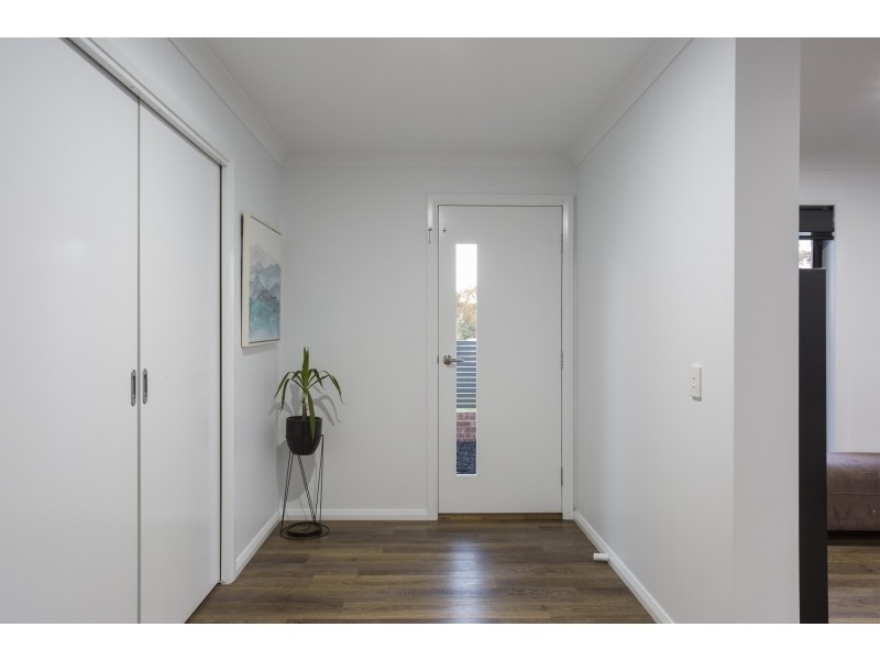 1/54 Mackenzie Street West, Golden Square VIC 3555