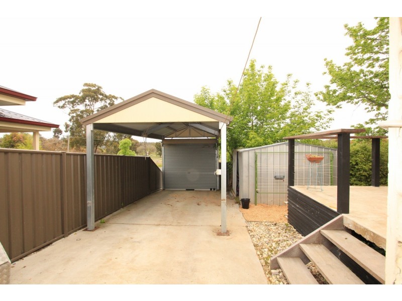 225 Neale Street, Flora Hill VIC 3550