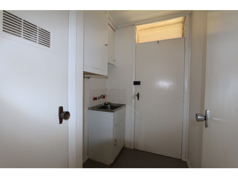 11 Desmond Street, Strathdale VIC 3550