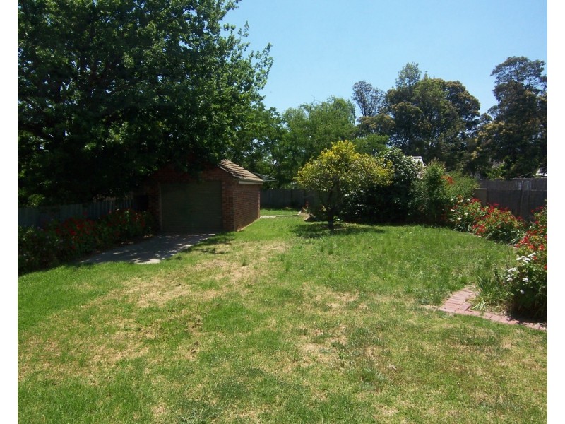 7 Weeroona Avenue, Bendigo VIC 3550