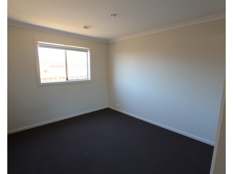 6 Lorna Court, White Hills VIC 3550