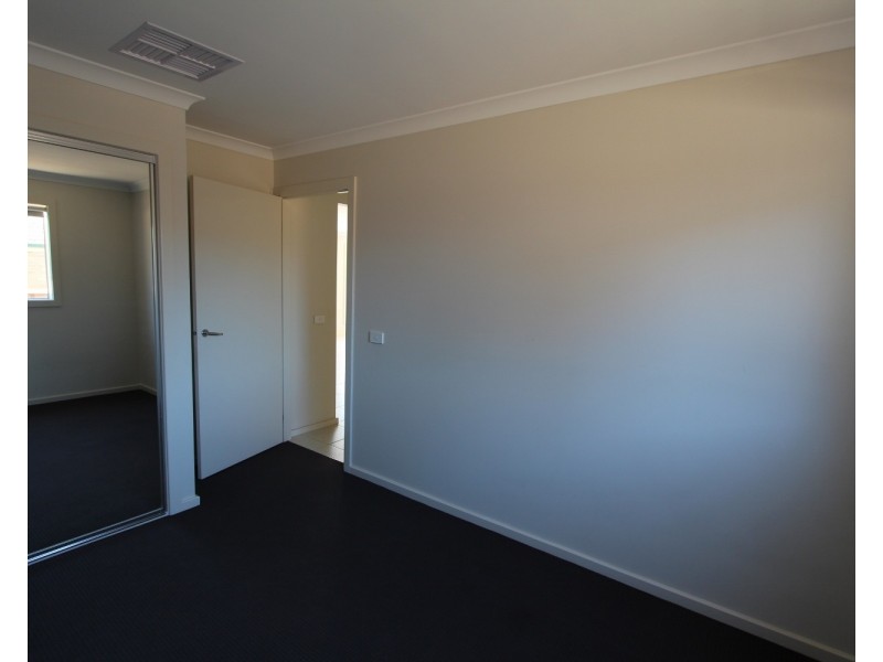 6 Lorna Court, White Hills VIC 3550