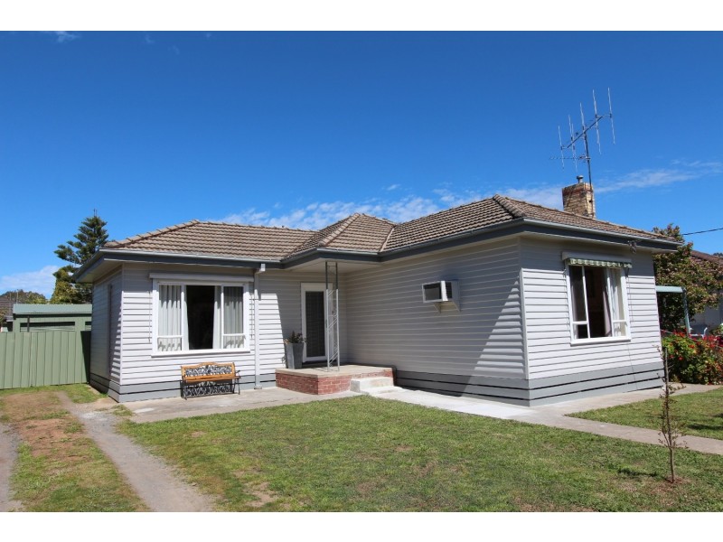 4 Poplar Street, Golden Square VIC 3555