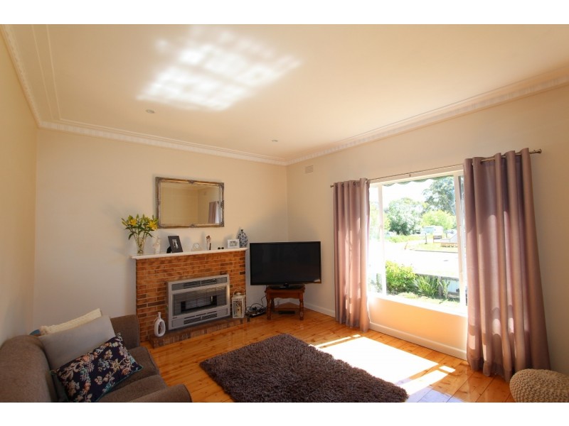 4 Poplar Street, Golden Square VIC 3555