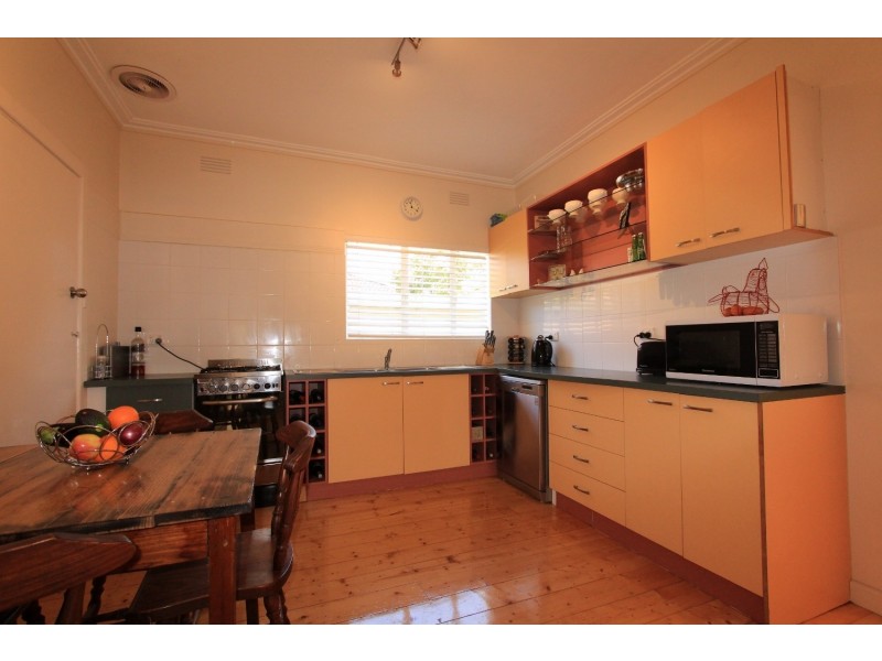 4 Poplar Street, Golden Square VIC 3555