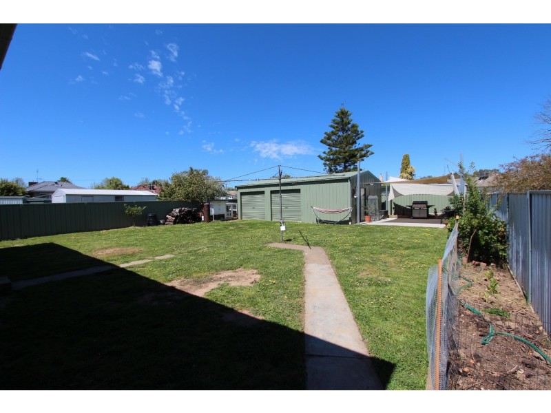 4 Poplar Street, Golden Square VIC 3555