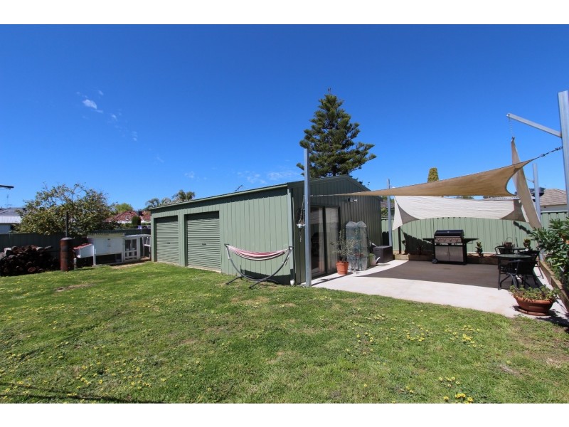 4 Poplar Street, Golden Square VIC 3555