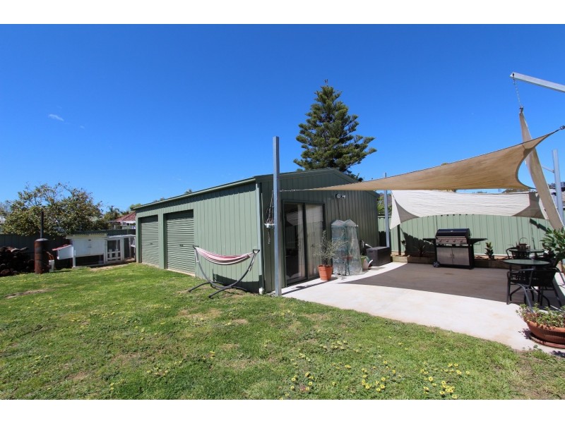 4 Poplar Street, Golden Square VIC 3555