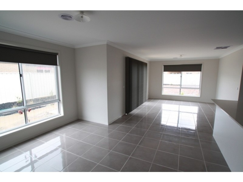 10 O’Neill Court, Epsom VIC 3551