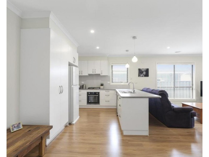 43 Marshall Crescent, Kennington VIC 3550