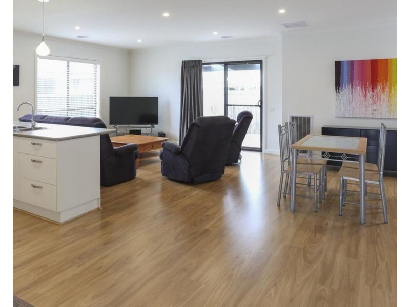 43 Marshall Crescent, Kennington VIC 3550