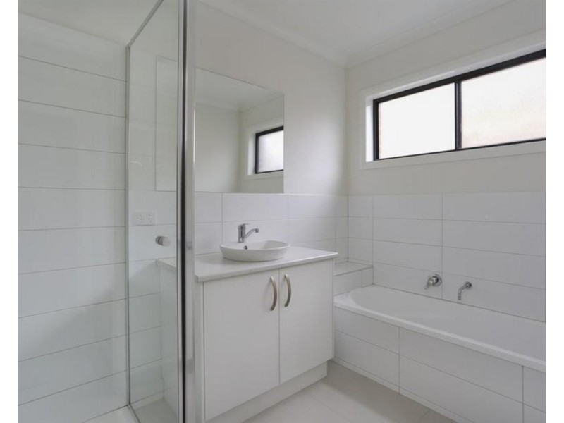 43 Marshall Crescent, Kennington VIC 3550