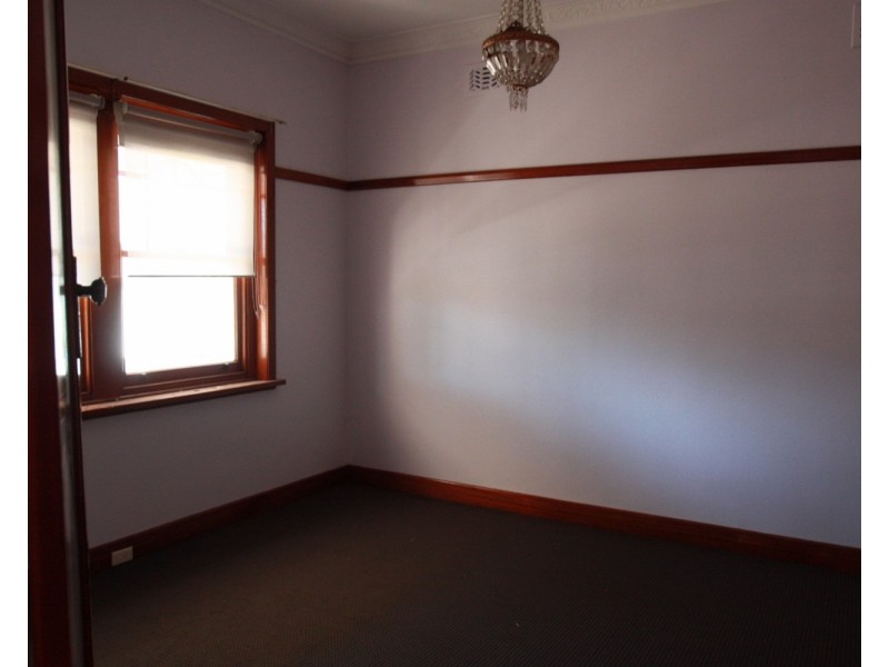 86 Neale Street, Kennington VIC 3550