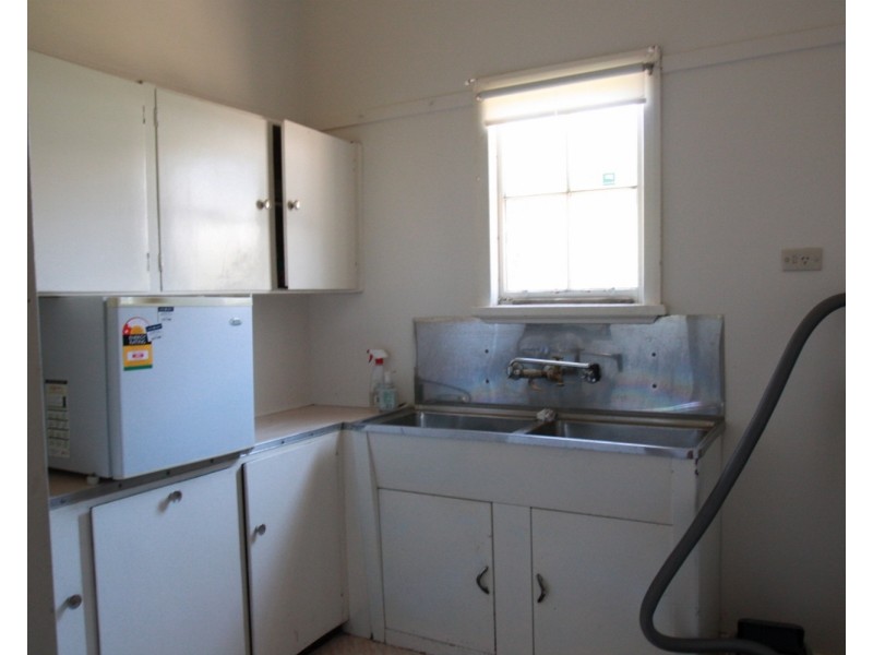 86 Neale Street, Kennington VIC 3550