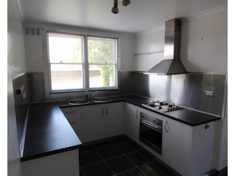 3/17 Albion Street, Kennington VIC 3550