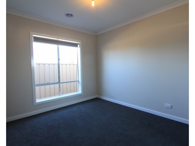 1/67 Church Street, Kangaroo Flat VIC 3555