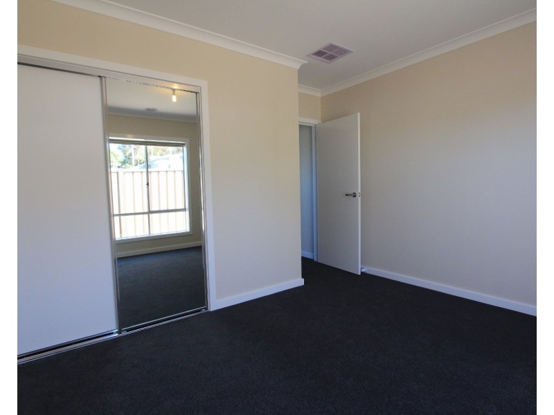 1/67 Church Street, Kangaroo Flat VIC 3555