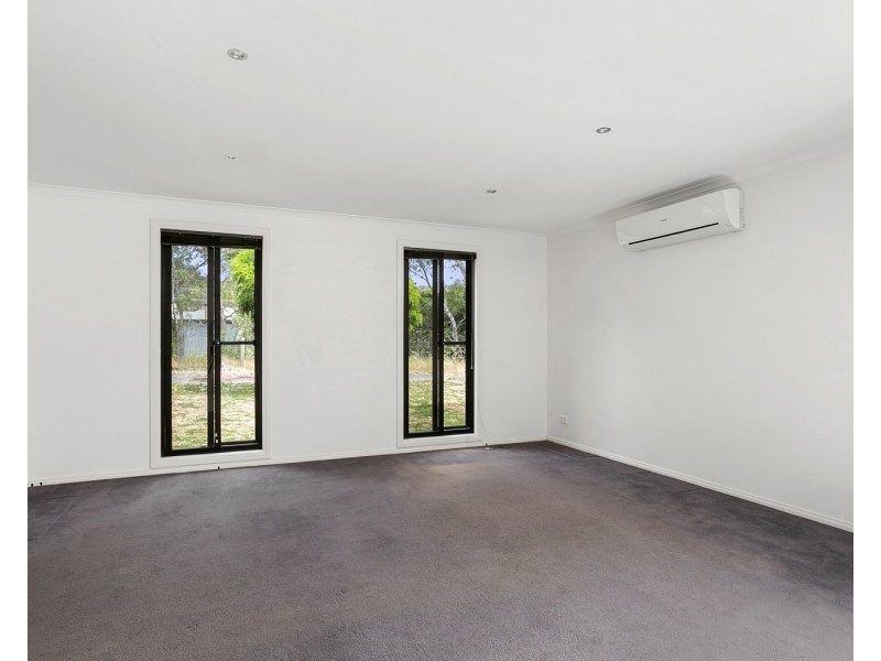 9A Chantelle Court, Kangaroo Flat VIC 3555