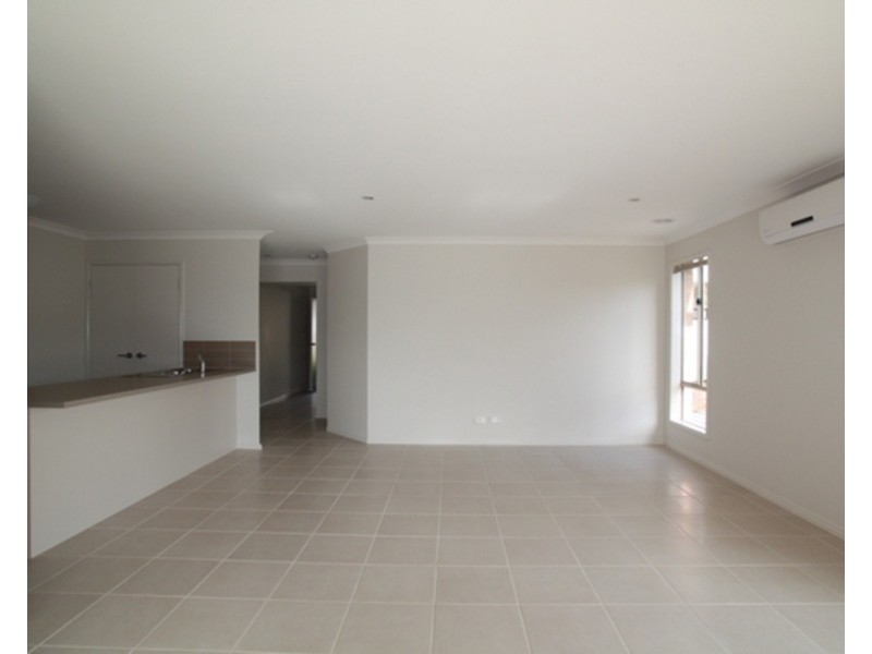 138 Wesley Street, Kangaroo Flat VIC 3555