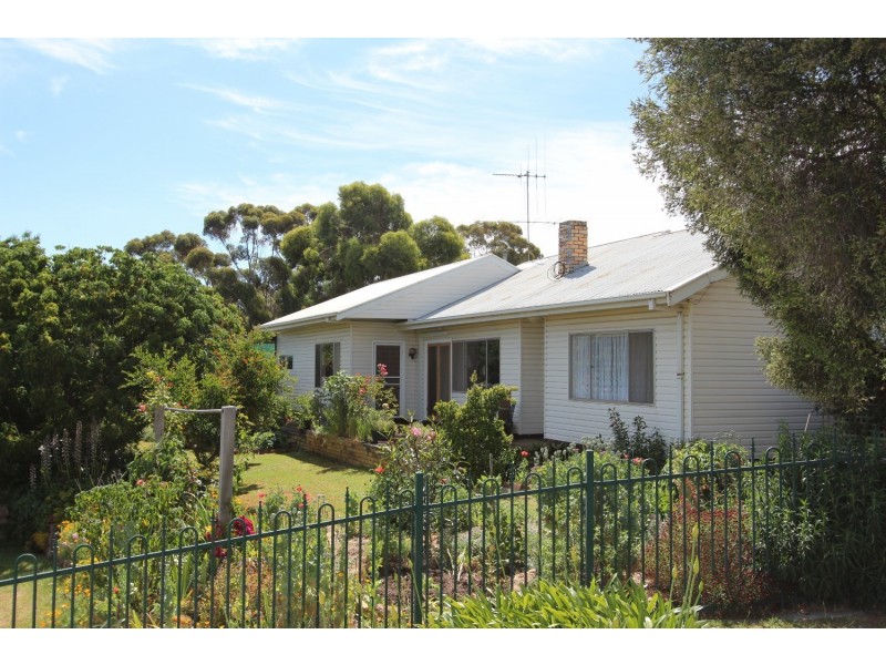 6-8 Ruth Street, Golden Square VIC 3555