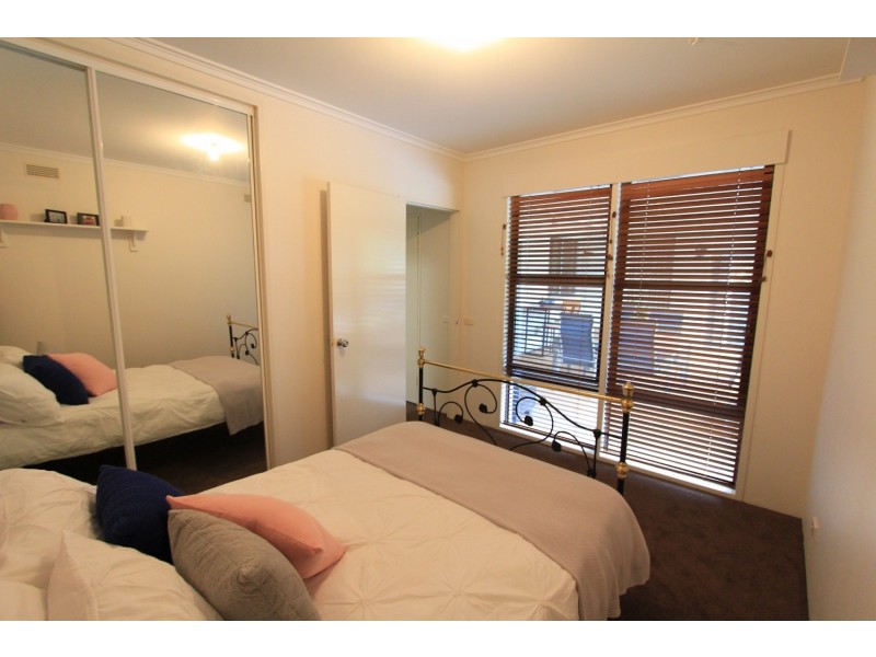 68 Rohs Road, East Bendigo VIC 3550