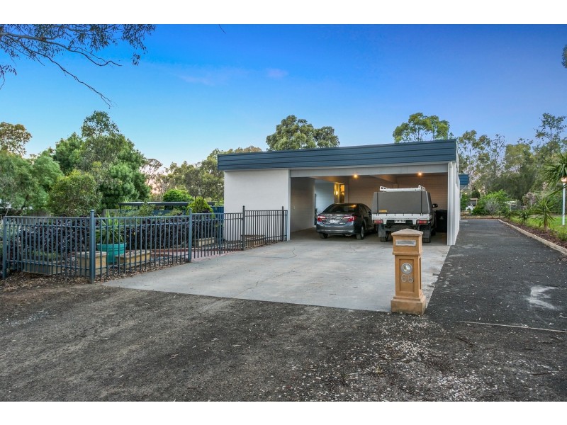 68 Rohs Road, East Bendigo VIC 3550