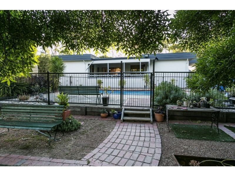 68 Rohs Road, East Bendigo VIC 3550