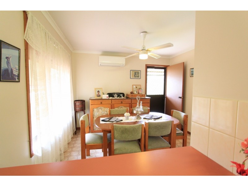 2/256 Mackenzie (West) Street, Kangaroo Flat VIC 3555