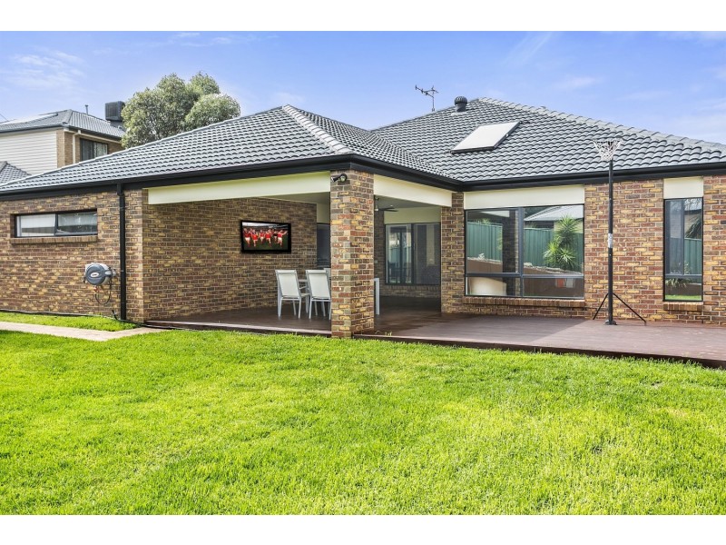 7 Kristy Drive, Spring Gully VIC 3550