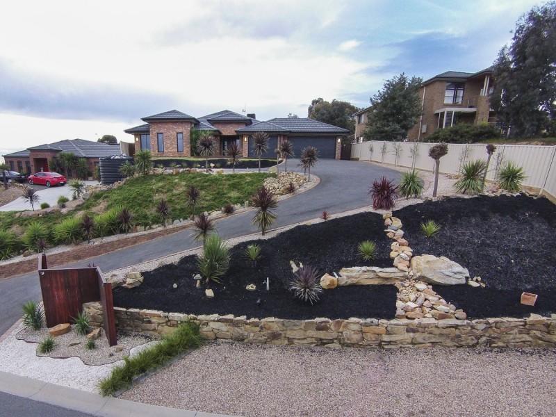7 Kristy Drive, Spring Gully VIC 3550