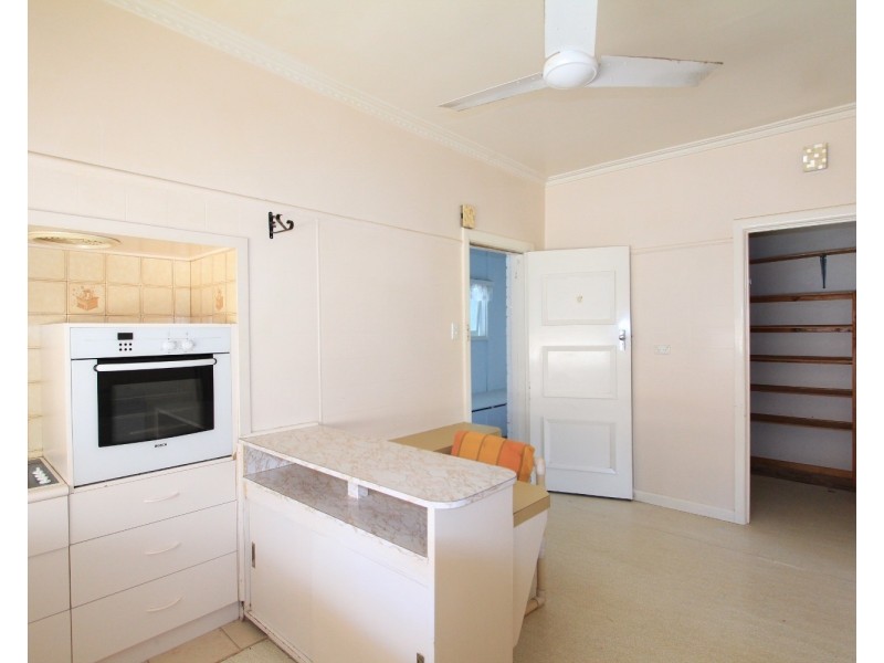 48 Race Street, Flora Hill VIC 3550