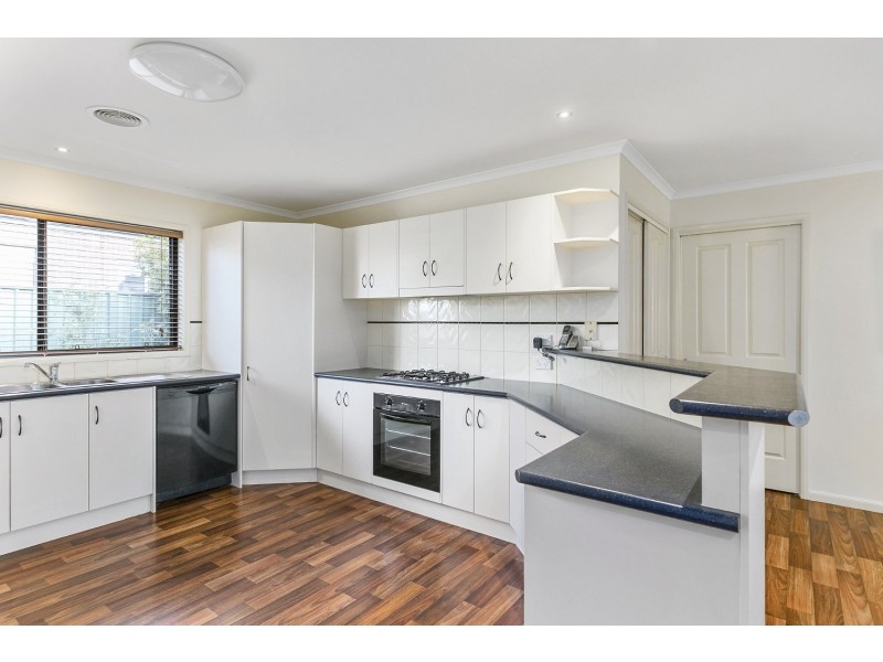 14 Meadows Way, Maiden Gully VIC 3551