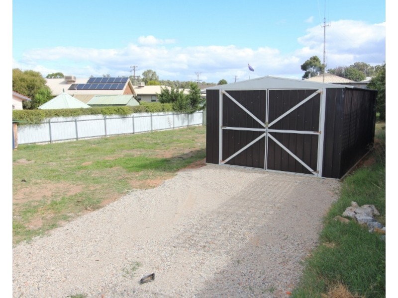 39 Creeth Street, Long Gully VIC 3550