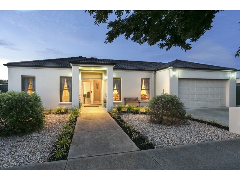 15 Athena Way, Strathfieldsaye VIC 3551