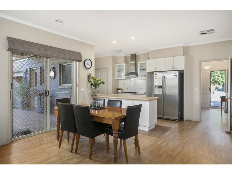 15 Athena Way, Strathfieldsaye VIC 3551