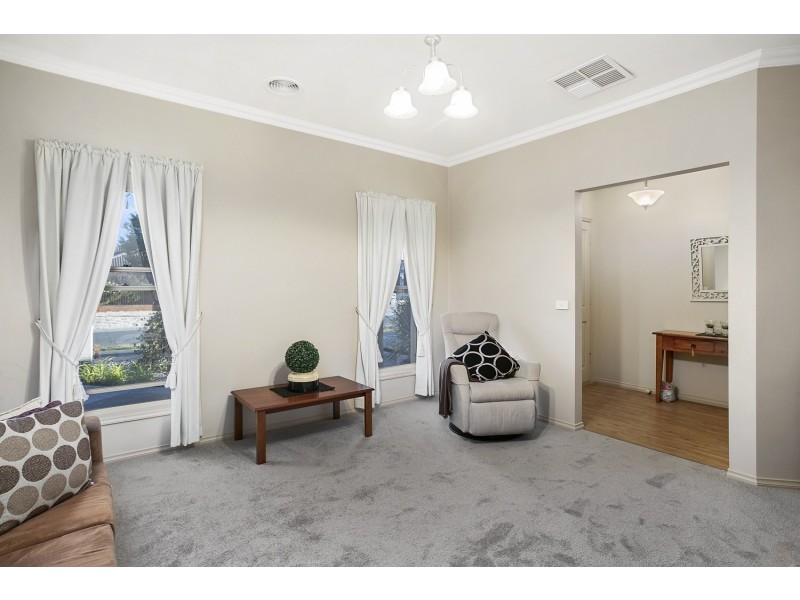 15 Athena Way, Strathfieldsaye VIC 3551