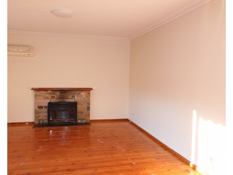 205 Carpenter Street, Quarry Hill VIC 3550